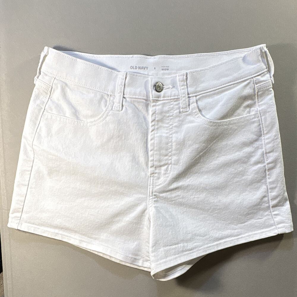 Old Navy High-Rise Wow White Denim Shorts Size 6 5-Pocket Flat Front